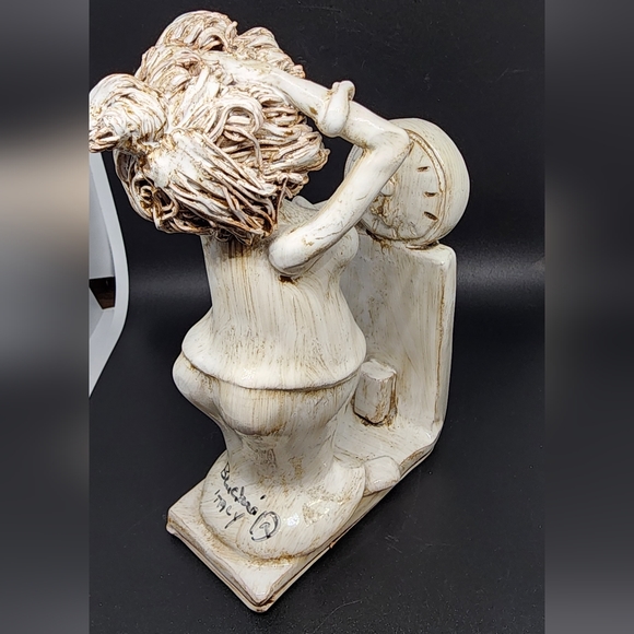 Vintage Dino Bencini Figurine Woman on Scale- Italy - Picture 5 of 8